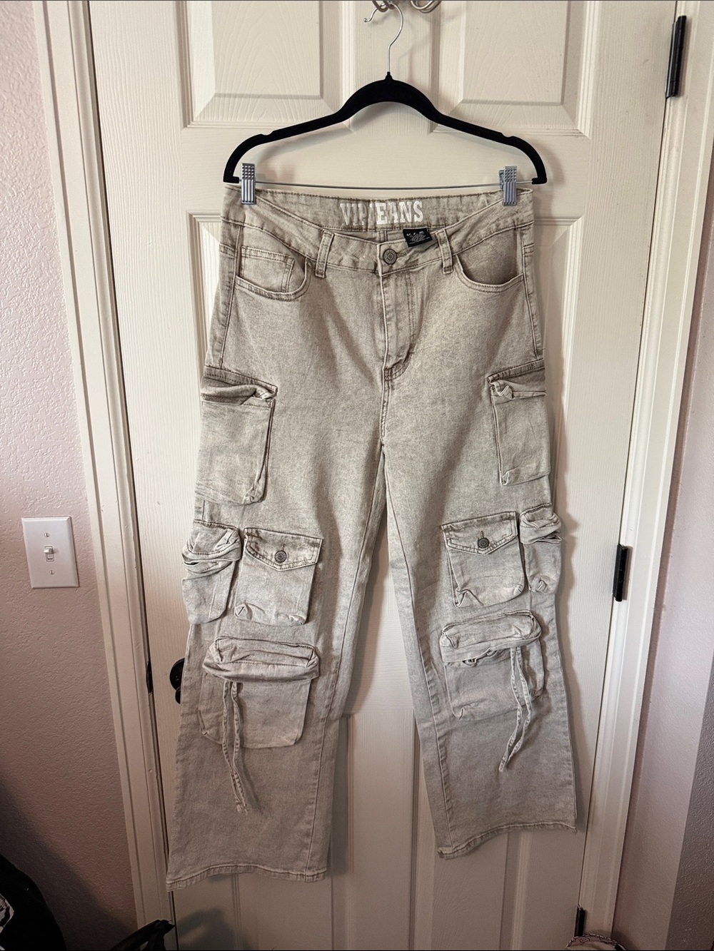 VIP Light Stone Wide-Leg Cargo Jeans